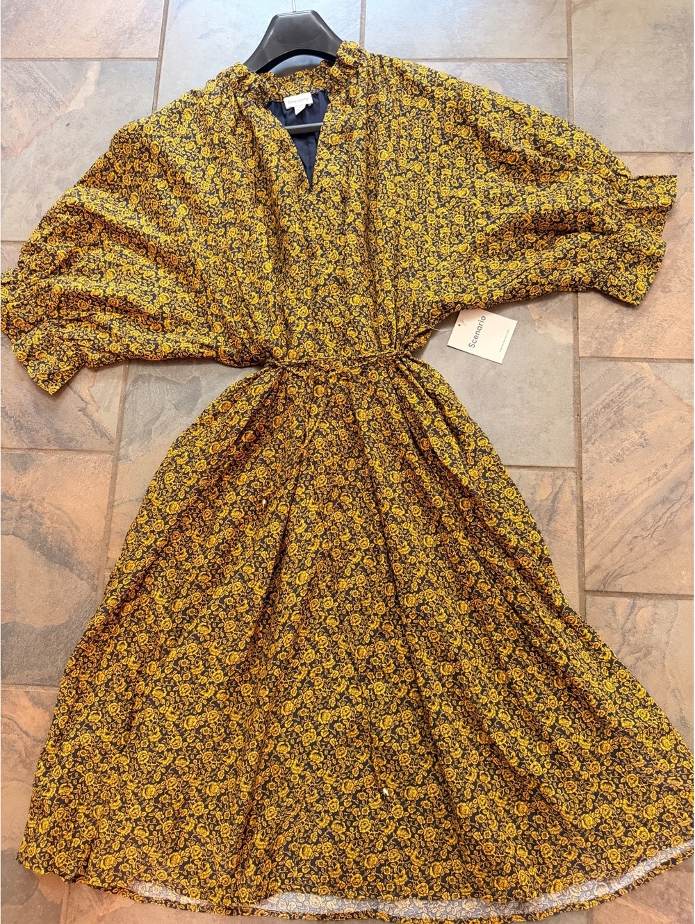 NWT Navy & Mustard Rose Floral Print Scenario Midi Dress POCKETS